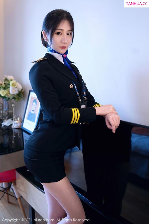 Coral 顾乔楠 空乘小姐姐顾乔楠 制服机长长发飘逸第13张图片